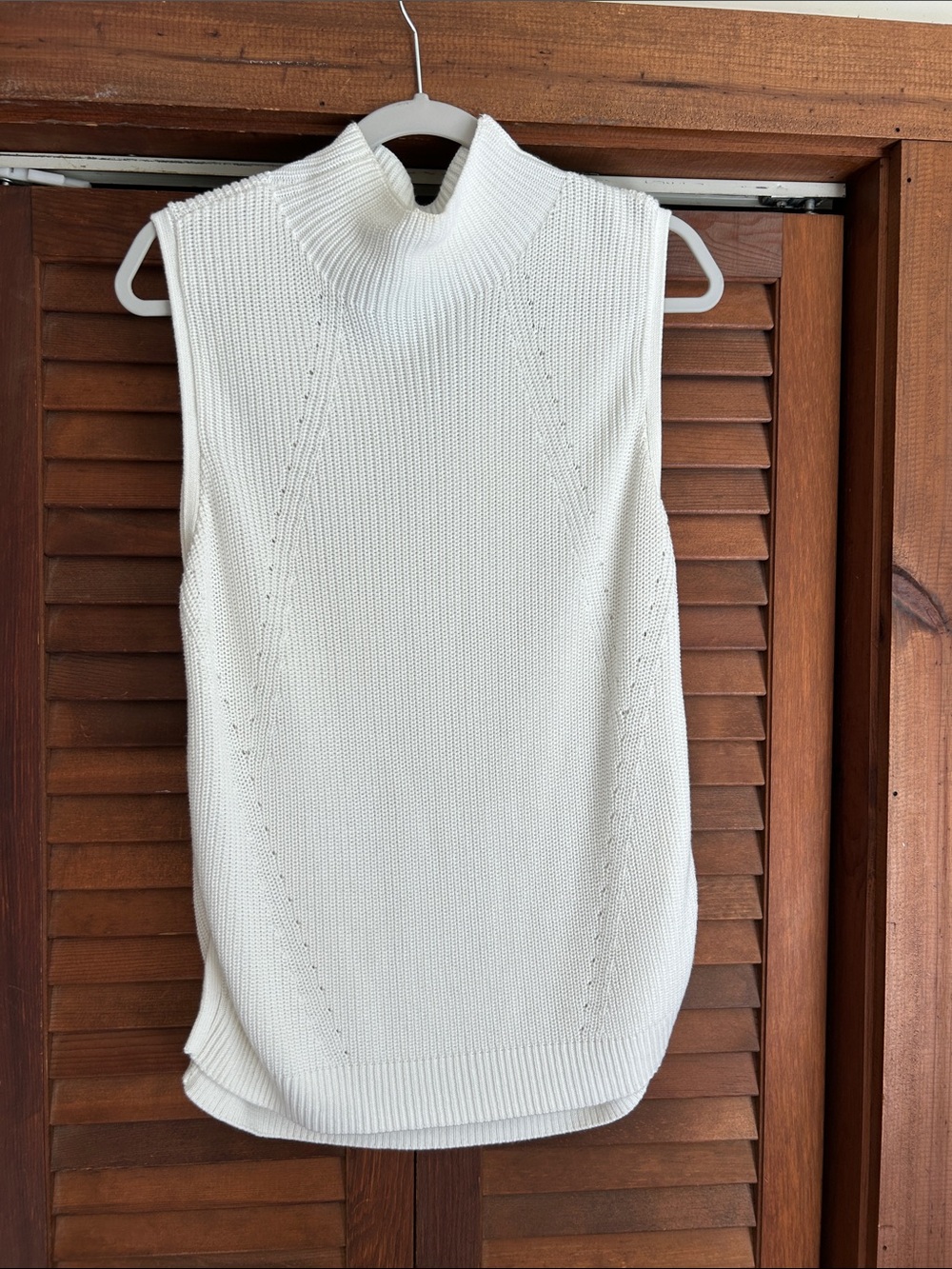 White House Black Market Sleeveless Ivory Turtleneck Sweater
